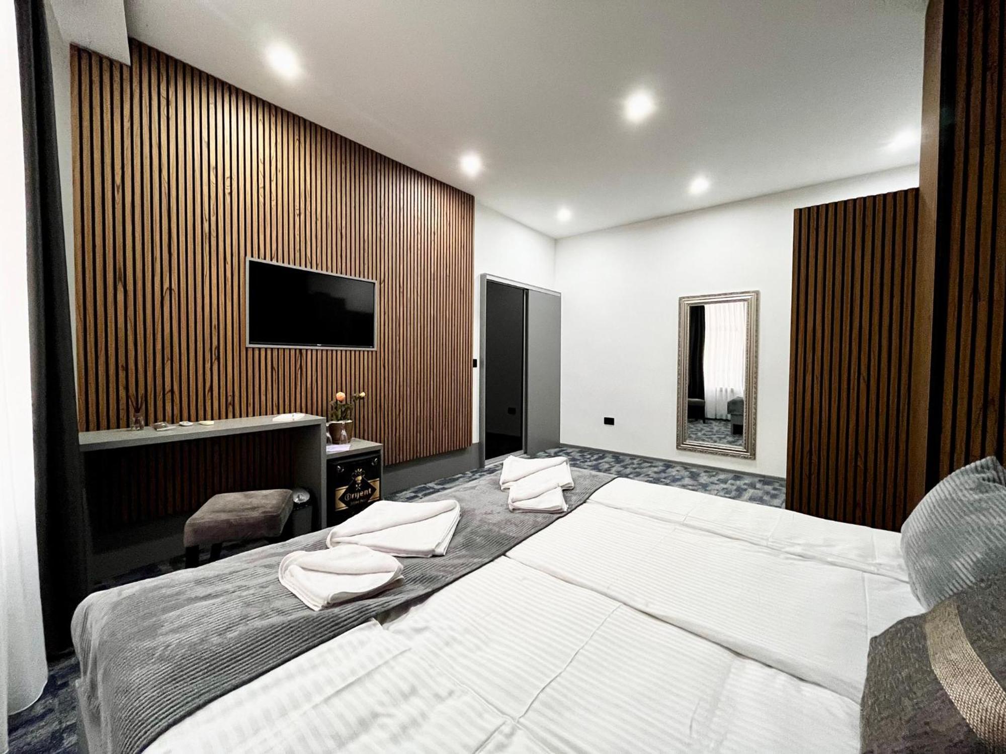 Residence Inn Orijent SJJ Buitenkant foto